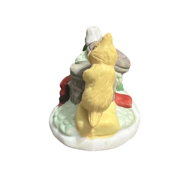 Lemax Noma Dickensville Porcelain Cat at Trash Can Christmas Village Accessory - Picture 4 of 9